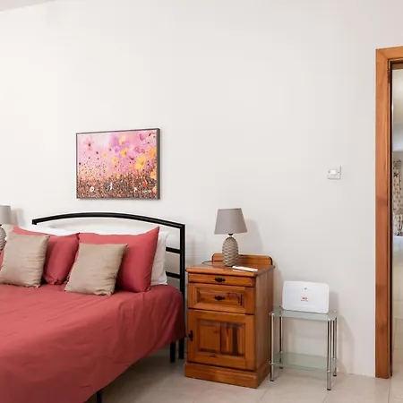 Spacious, Bright & Cosy 2 Bedroom 2 Bathroom - Uni Heights * 姆西达